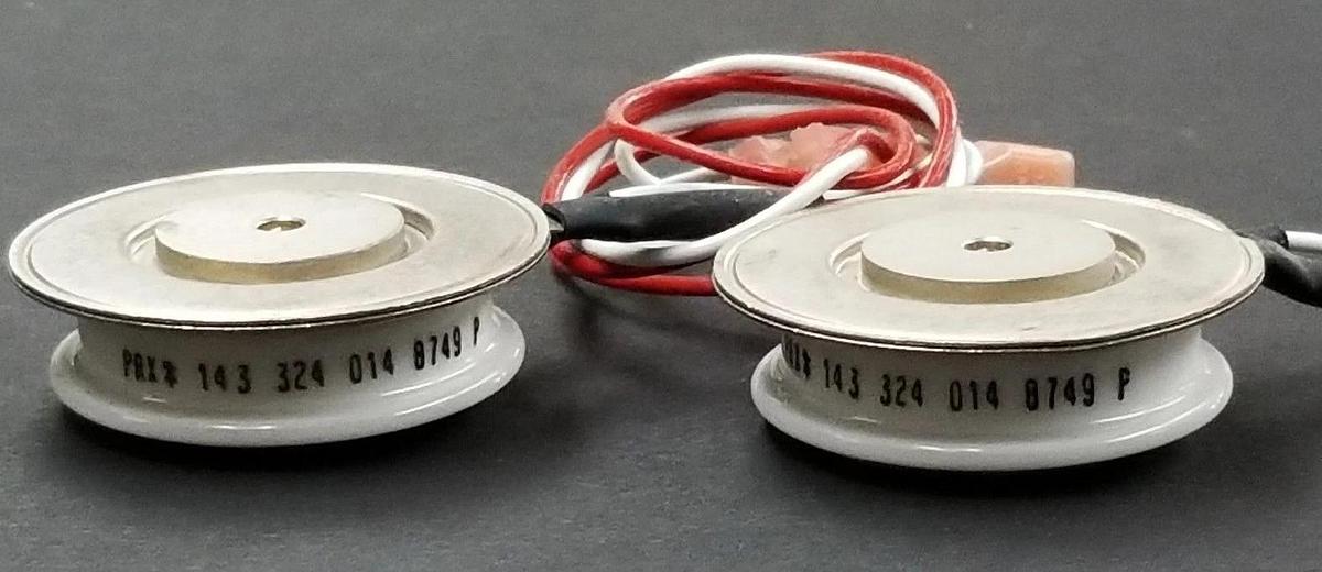 Used LOT OF 2 PRX 143-324-014 VARISTORS MINI 2WIRE CONNECTION 143-324-014 8749 P