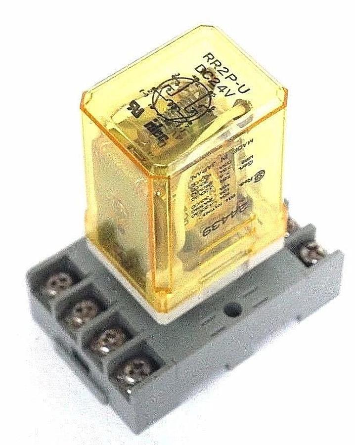 Used IDEC RR2P-U RELAY RR2P-UDC24V W/ SR2P-06 10A 300V SOCKET