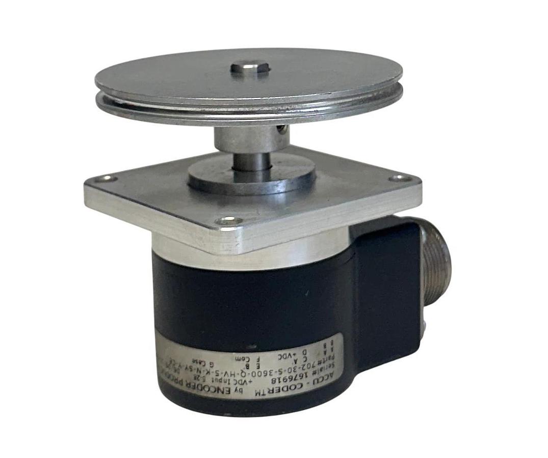Used ACCU-CODER 702-30-S-3600-Q-HV-5-K-N-SY-Y-CE / 70230S3600QHV5KNSYYCE ENCODER USNP