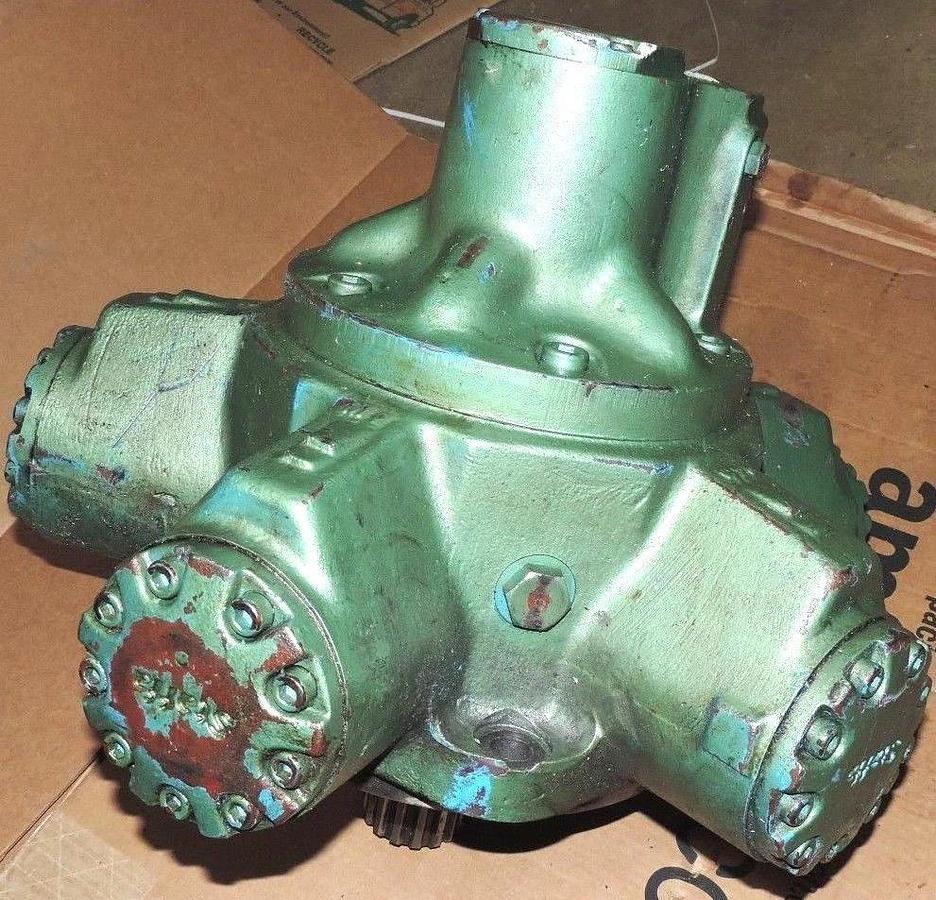 Used VICKERS STAFFA HM/B100S/F/13 RADIAL PISTON HYDRAULIC MOTOR HMB SER. FIXED DISP.