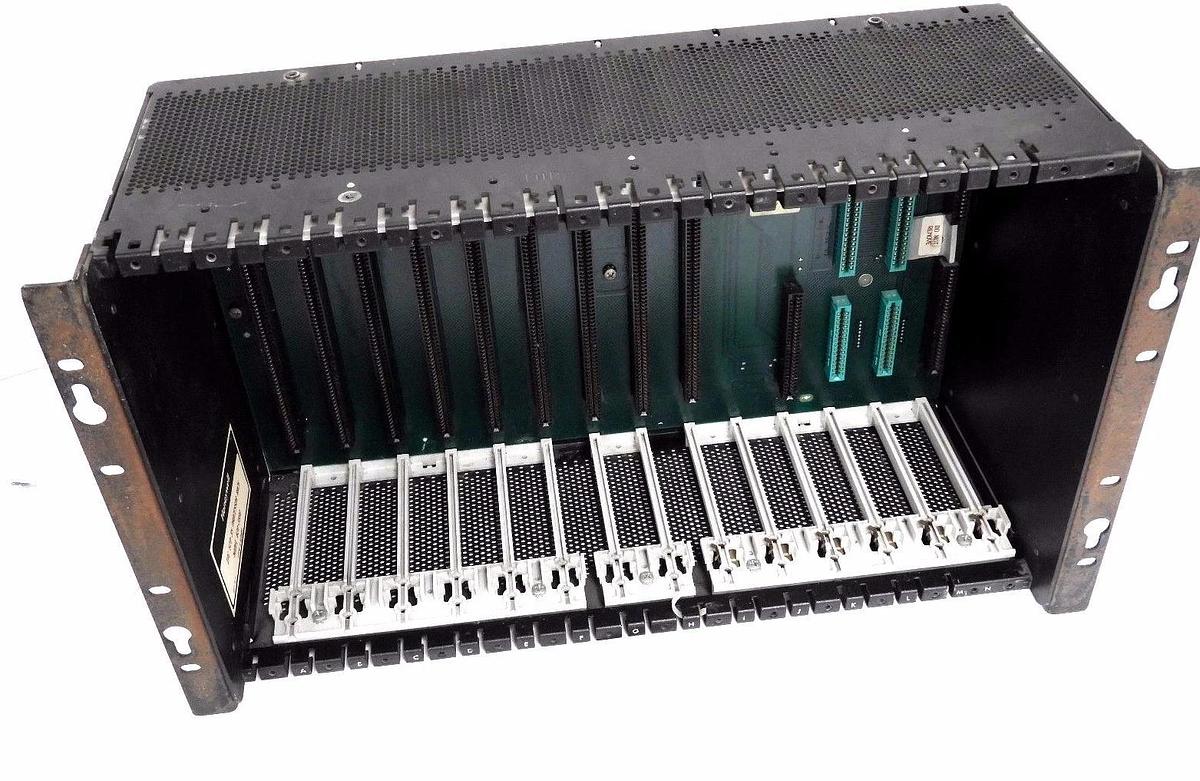 Used HONEYWELL 620-3590 IPC PROCESSOR RACK 620-30