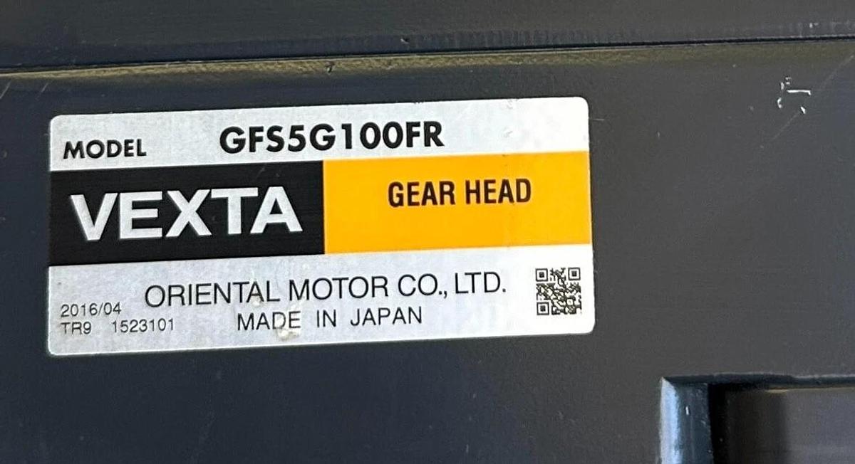 Used ORIENTAL MOTOR VEXTA BXM5120-GFS / GFS5G100FR BRUSHLESS DC MOTOR W/ GEAR HEAD