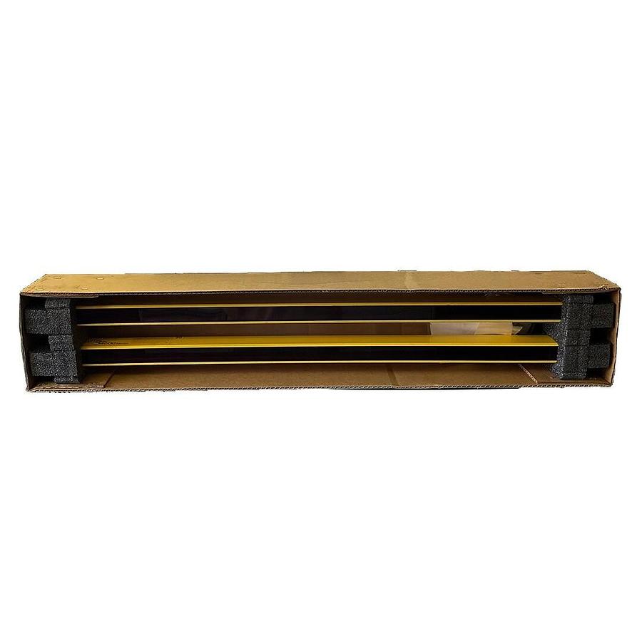Used STI 70158-1212 / 70157-1042 Mini Safe 4600 SERIES LIGHT CURTAIN MS46-30-870-Q2-X
