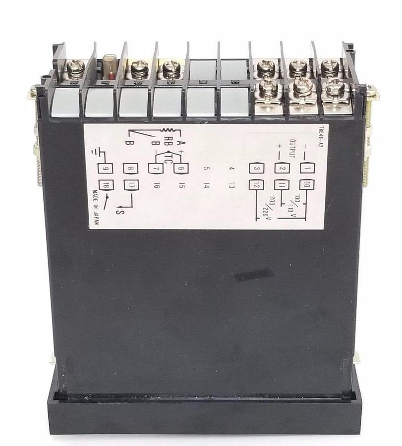 Used RKC DB-480B1C-V TEMPERATURE CONTROLLER 0-499 DEG. C, 110-220V, DB480B1CV