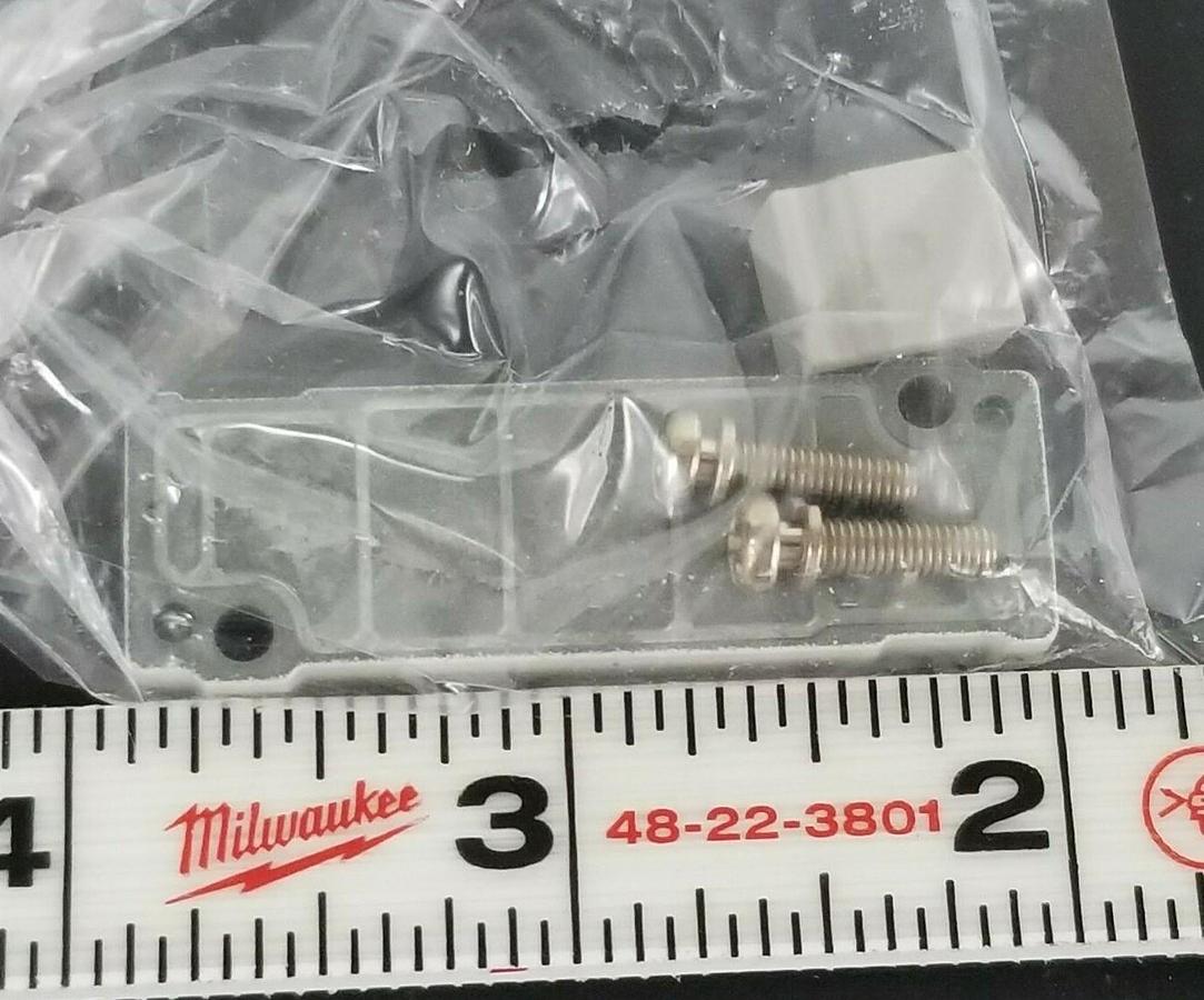 LOT OF 5 NEW SMC SY5000 SUB PLATES