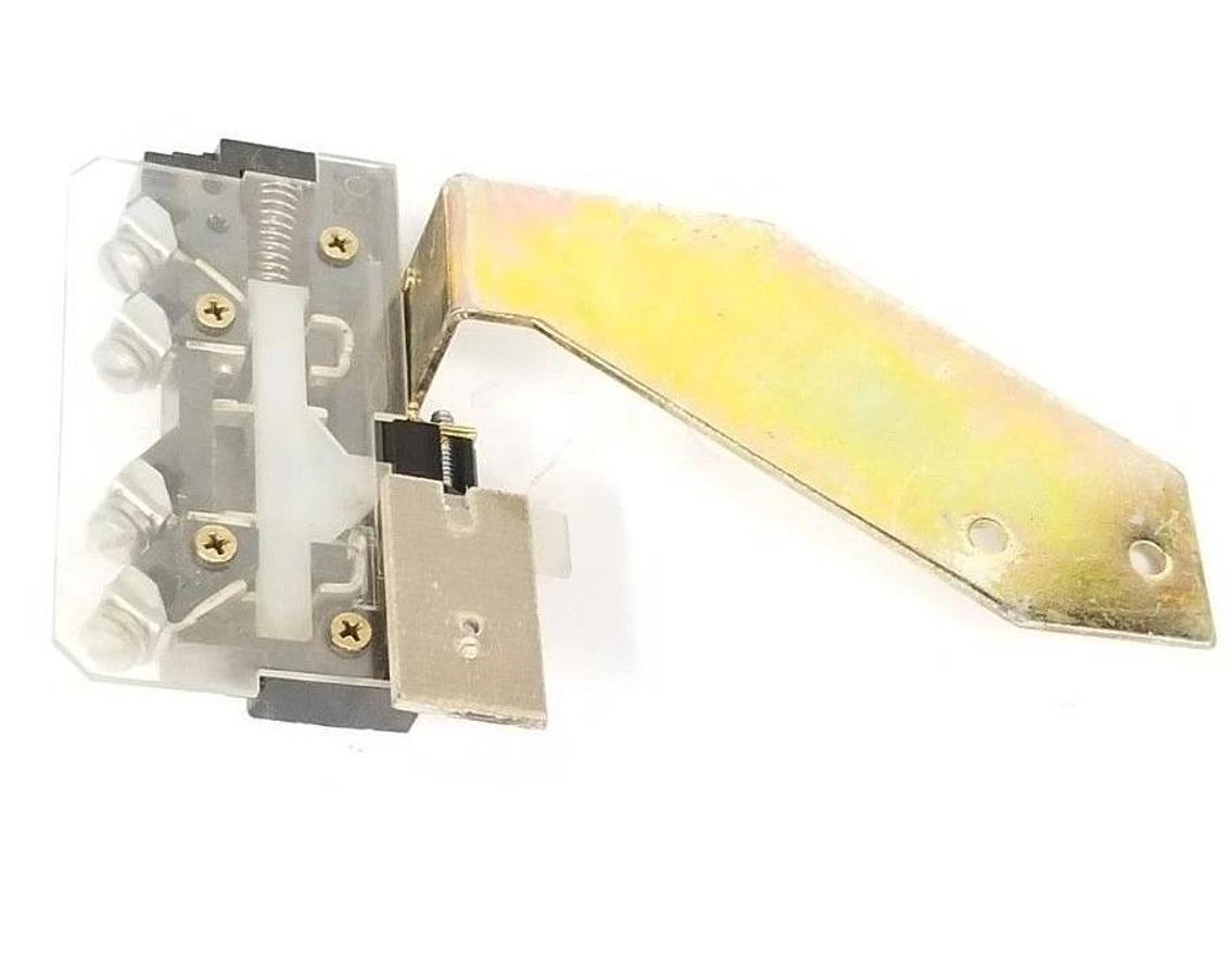 Used I-T-E SC 12 INTERLOCK SWITCH SC12, 600 VAC. MAX.