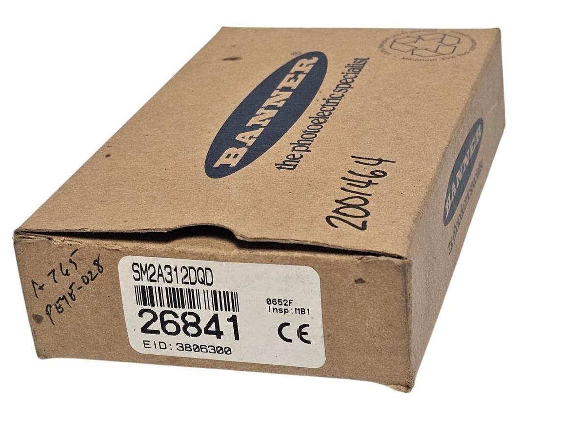 NIB BANNER SM2A312DQD PHOTOELECTRIC SENSOR MINI-BEAM 2-WIRE 3-PIN (26841)