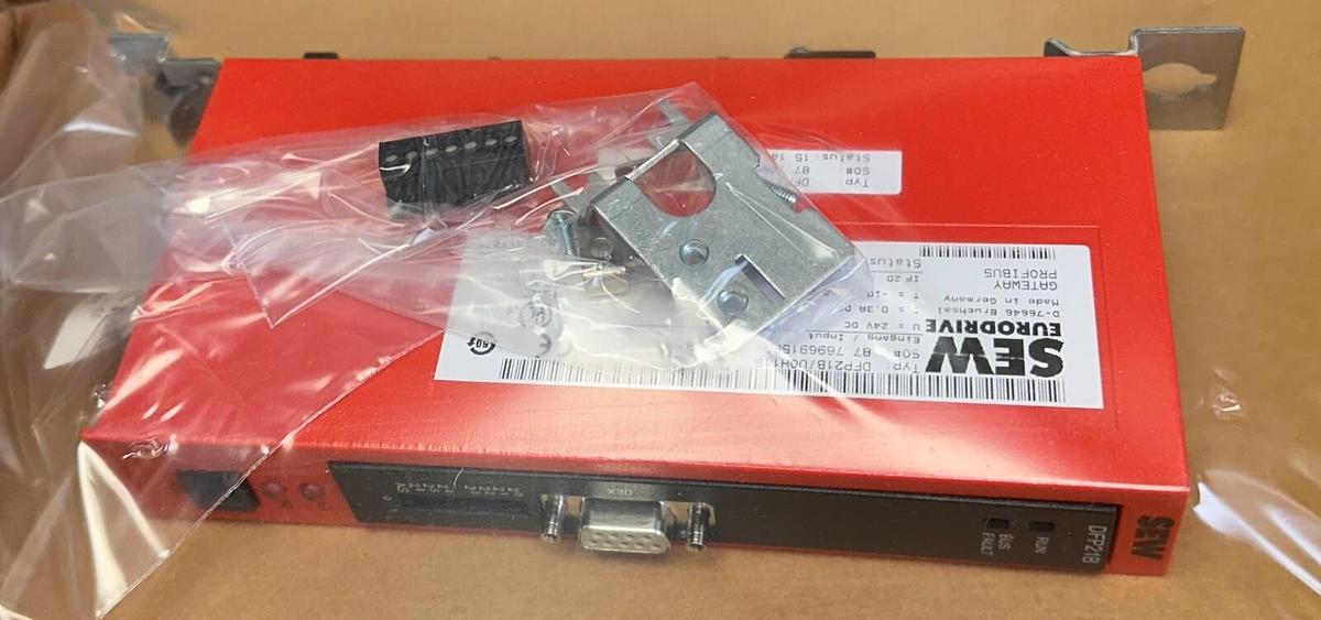 Used SEW EURODRIVE DFP21B/UOH11B / 18207510 GATEWAY PROFIBUS 24VDC DFP21B UOH11B NSMP