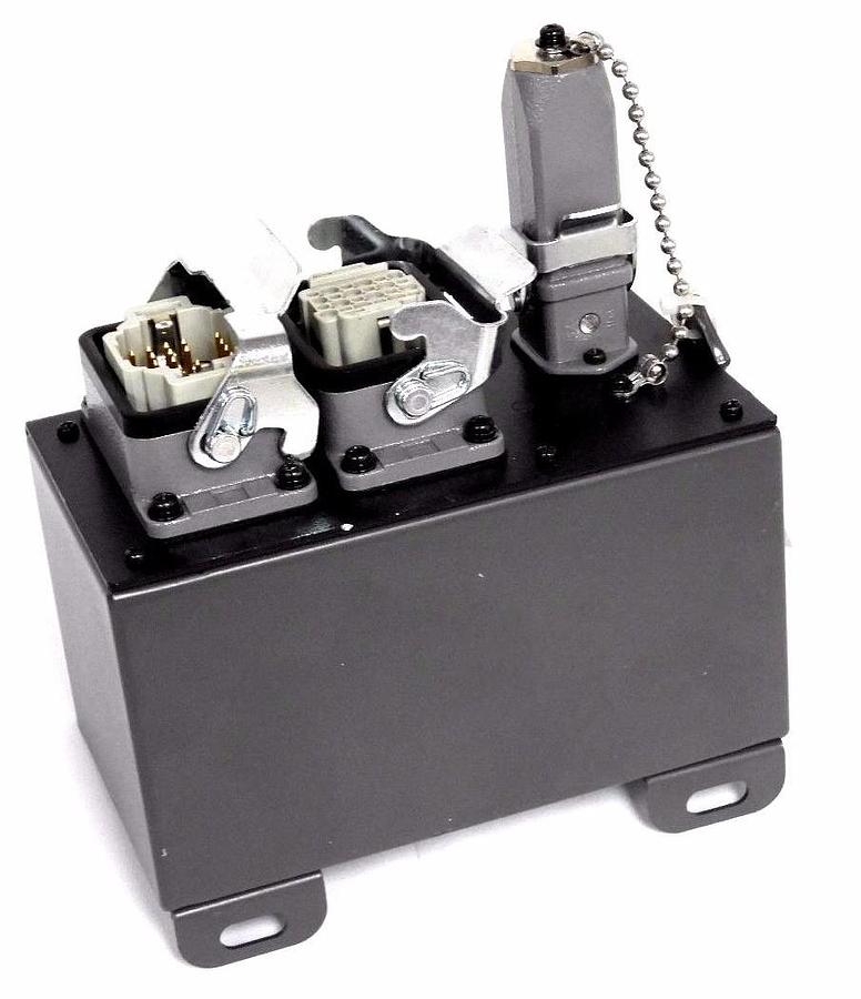 Used NEW FANUC A05B-2625-C051 TEACH PENDANT CONTROL BOX A05B2625C051