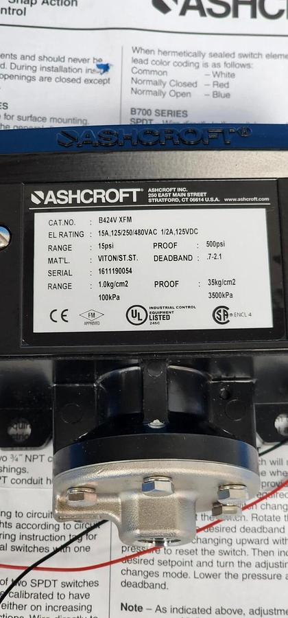 Used NIB ASHCROFT B424VXFM PRESSURE SWITCH V424V XFM RANGE: 15PSI