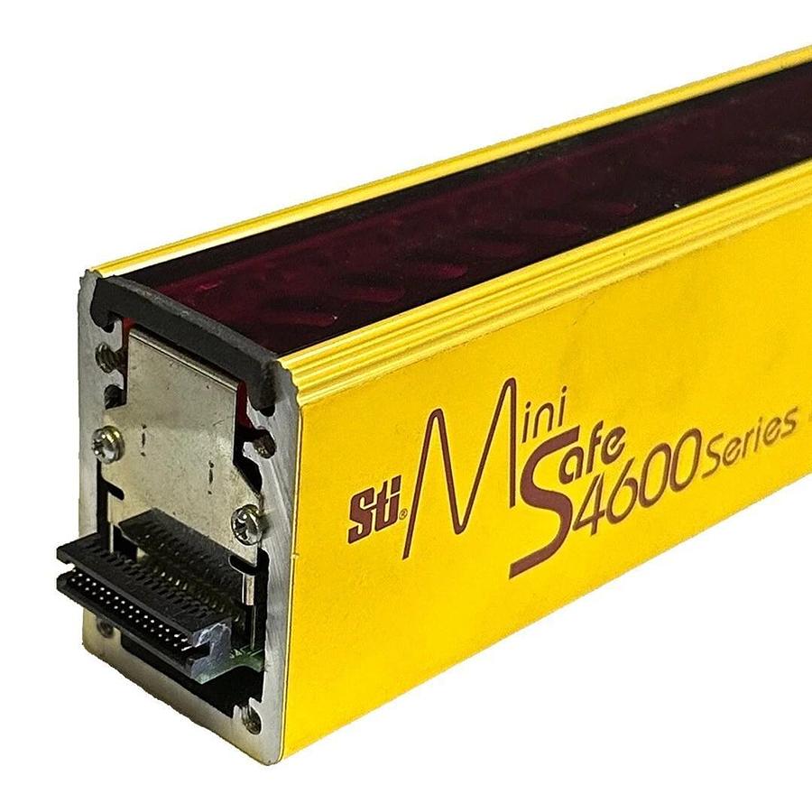 Used STI 70158-1212 / 70157-1042 Mini Safe 4600 SERIES LIGHT CURTAIN MS46-30-870-Q2-X