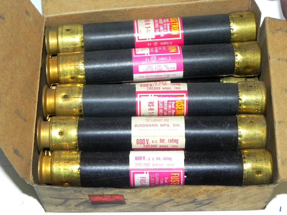 BOX OF 10 BUSSMANN FUSETRON FRS-R-1-1/4 FUSES 1.25AMP 600V CLASS RK5 TIME DELAY