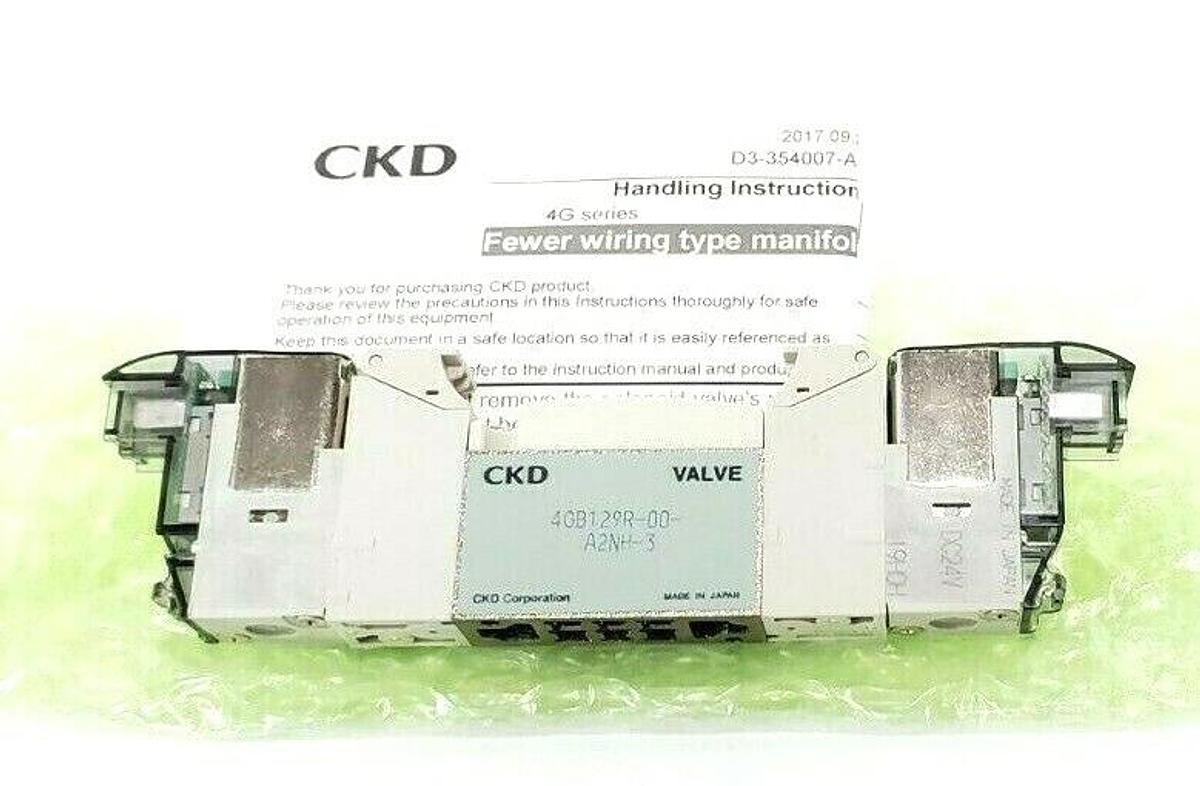 NIB CKD 4GB129R-00-A2NH-3 PILOT VALVE DC24V 4GB129R00A2NH3