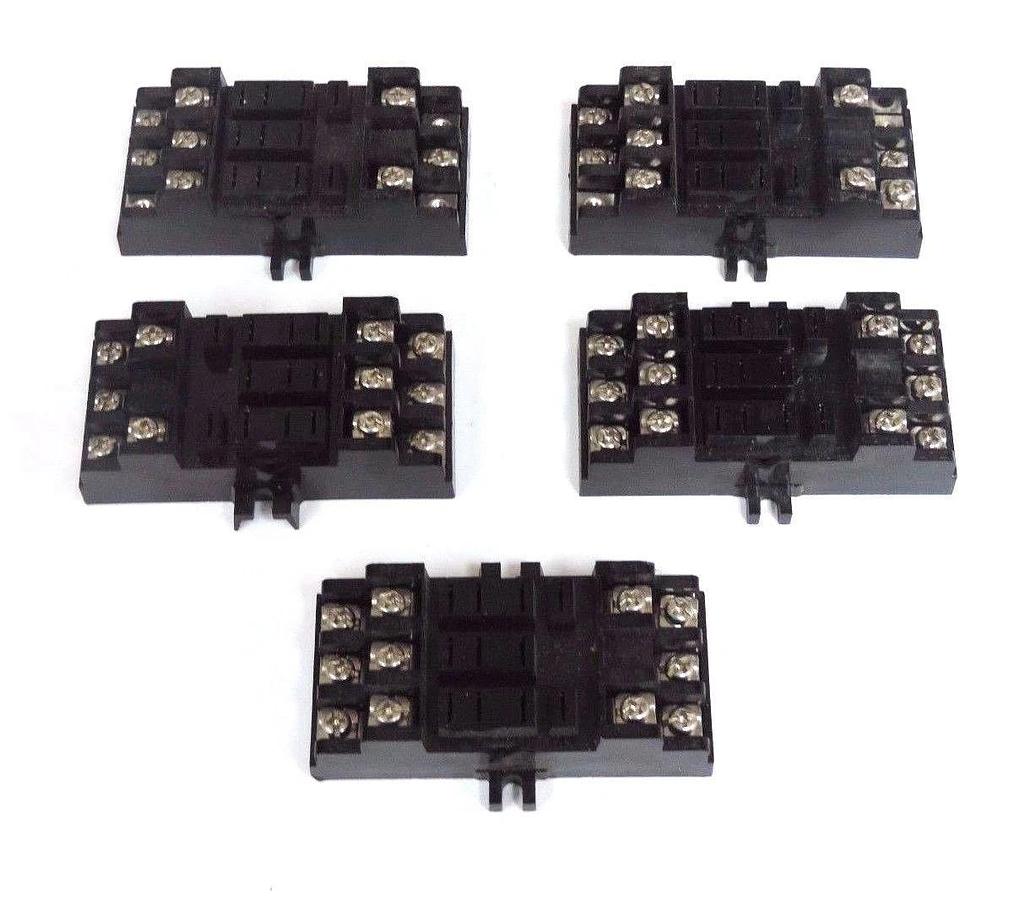 Used LOT OF 5 GOULD SL-711 RELAY SOCKETS 10A 300V SL711