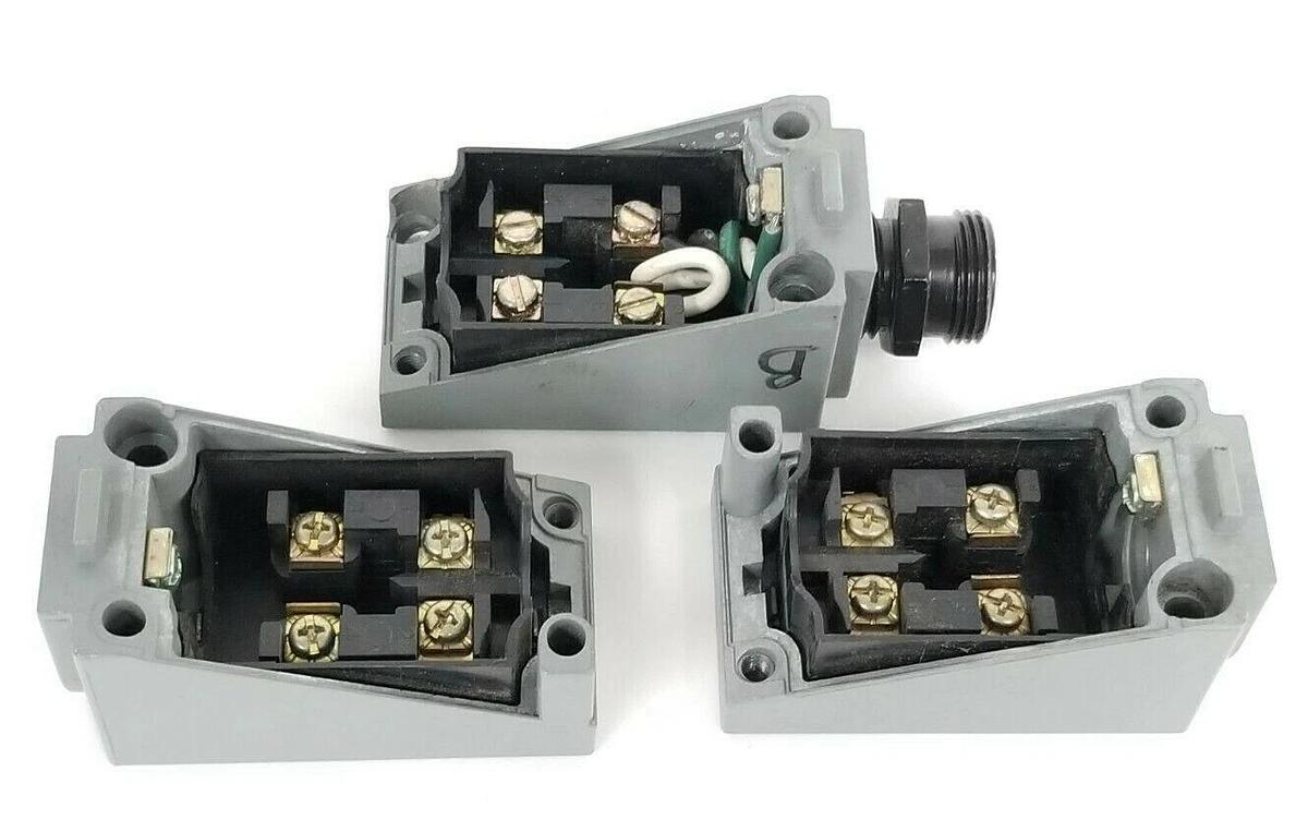 Used LOT OF 3 GENERIC LIMIT SWITCH RECEPTACLES
