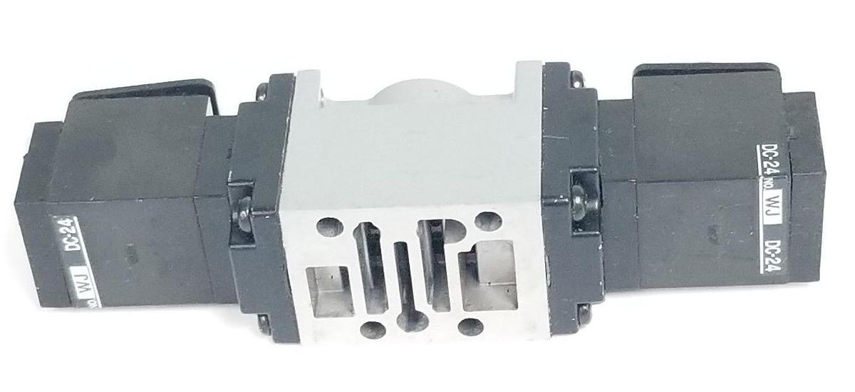 Used KURODA PMD2406DP SOLENOID VALVE DC24V