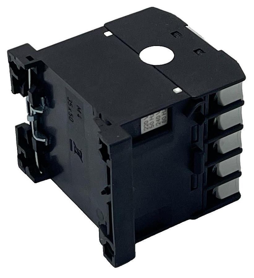 Used Eaton XTRM10A40-GR1 Mini Control Relay 4 NO 10A 220VDC, NSMP