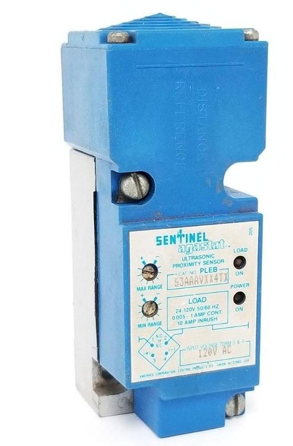 Used SENTINEL AGASTAT S3AAAVXX4TX PROXIMITY SENSOR 120V AC