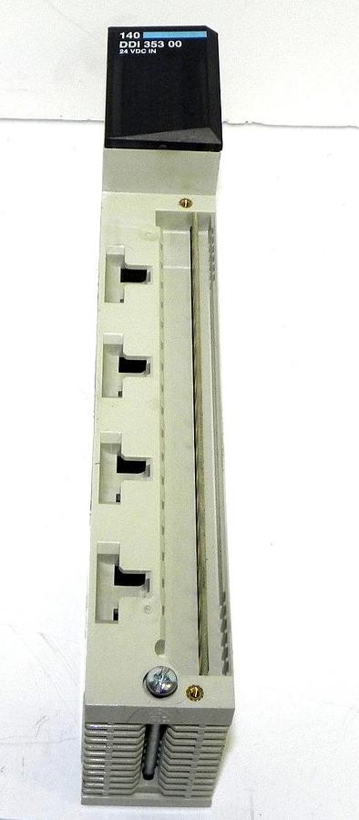 Used SCHNEIDER AUTOMATION 140-DDI-353-00 DC INPUT MODULE 140DDI35300