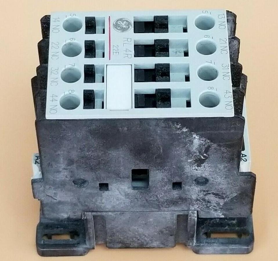 Used GENERAL ELECTRIC RL4RA022T CONTACTOR MOD. 1 W/ LB1AJ COIL 110-120V 50-60HZ