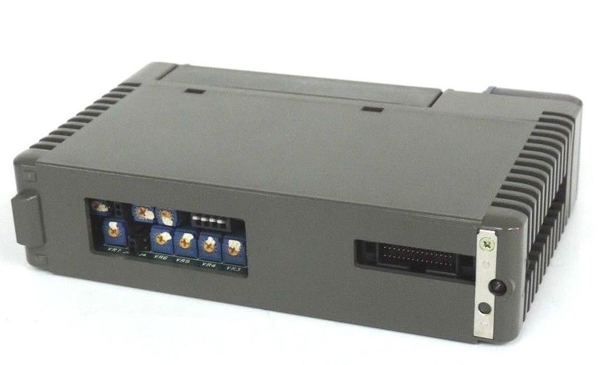 Used SIEMENS U-01AD OUTPUT MODULE ANALOG 4POINT U01AD