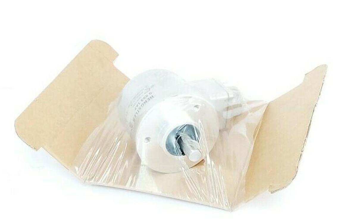 Used NEW DANAHER CONTROLS HENGSTLER 0 553 167 ENCODER 0553167, RI58-T/5EM.76KL