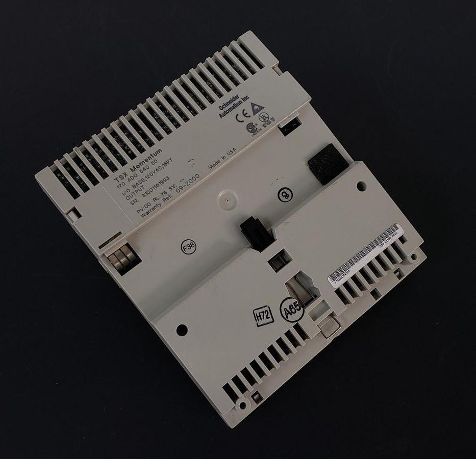 Used SCHNEIDER ELECTRIC 170ADO54050 I/O BASE UNIT 120VAC 16PT, PV 00, RL 76 W/O COVER