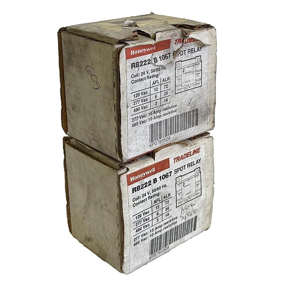 Used 2 NEW HONEYWELL TRADELINE R8222 B 1067 / R8222B1067 SPDT RELAYS 24V 50/60Hz