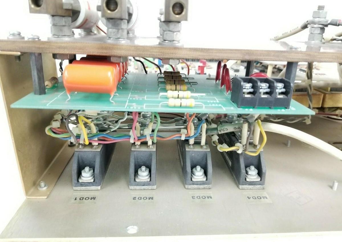 Used POLYSPEDE FHP-100 ADJUSTABLE SPEED DRIVE HP SER. OPTION: D 150-240VDC 230VAC