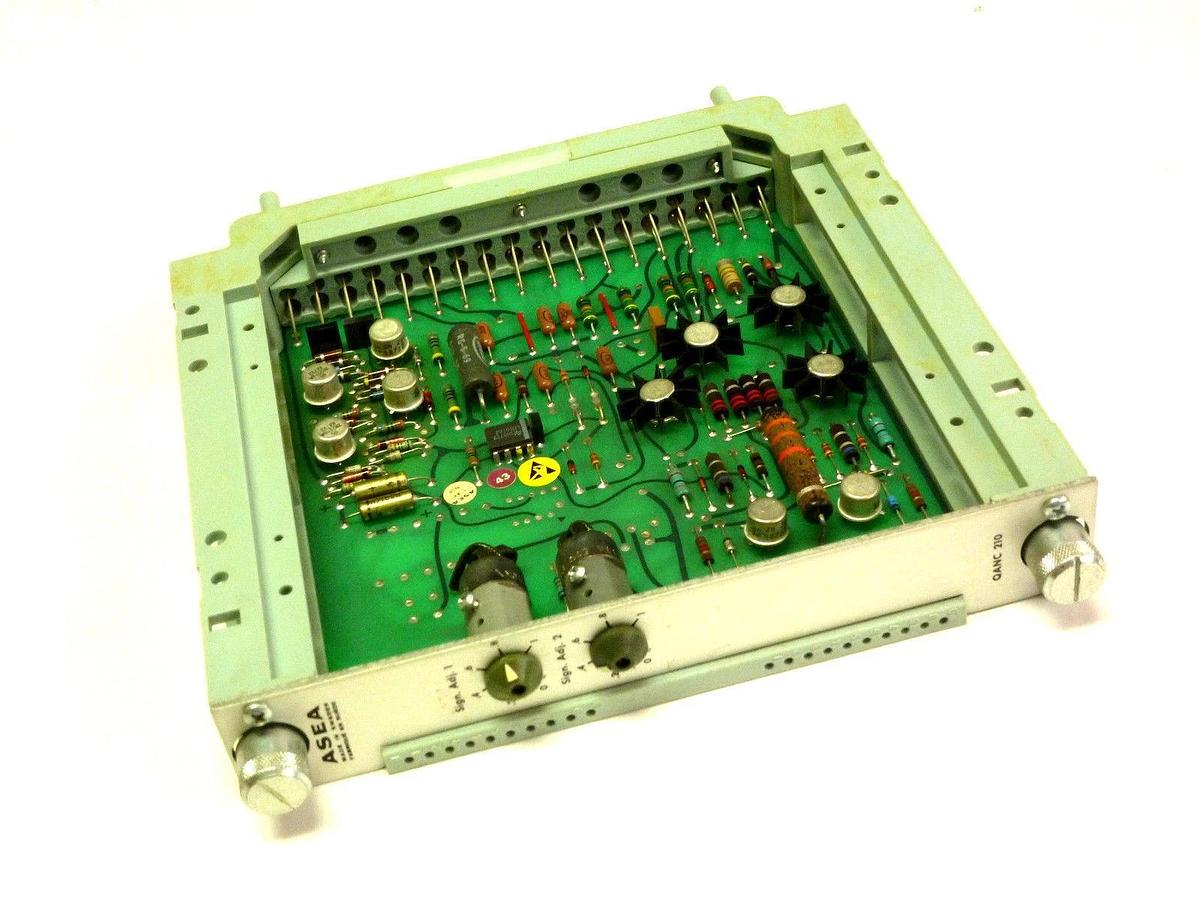 Used ASEA / ABB QANC-210 7J YL261001-FD MODULE YL261001FD