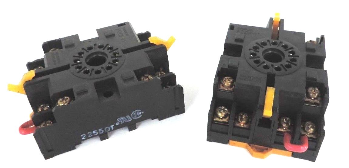 Used LOT OF 5 OMRON P2CF-11 SOCKET RELAYS 10A 250VAC P2CF11