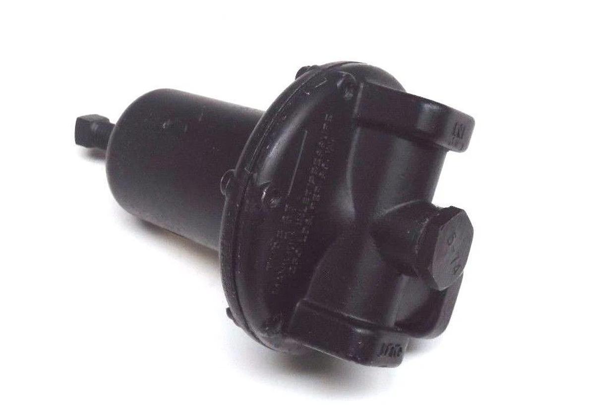 NIB FISHER TYPE 67-4/401 PRESSURE REGULATOR 5-35 PSI ACTUAL 0-35 PSI