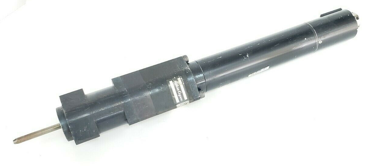 Used ATLAS COPCO 4230-1705-80 NUTRUNNER R SERVO MOTOR BSM 28120A-R2.5 W/ QMR62-46-R