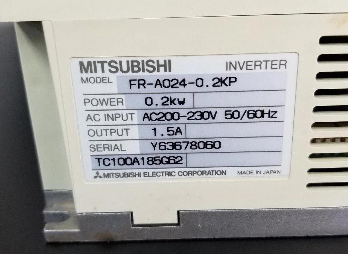 Used MITSUBISHI FR-A024-0.2KP INVERTER AC200-230V 50/60HZ, 0.2KW, W/ FR-PU03 UNIT