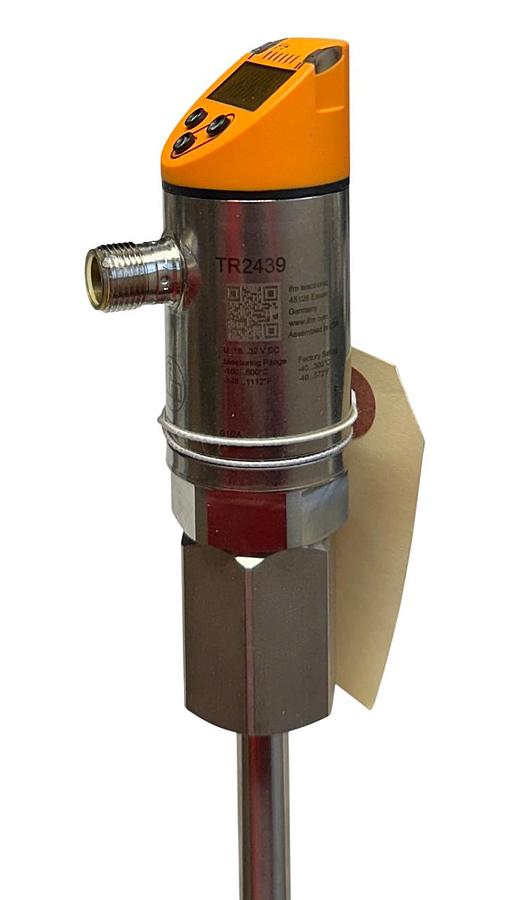 Used IFM TR-000KDBM12-MFPKG/US/ / TR2439 EFECTOR 600 TEMPERATURE SENSOR W/ CABLE NSNP