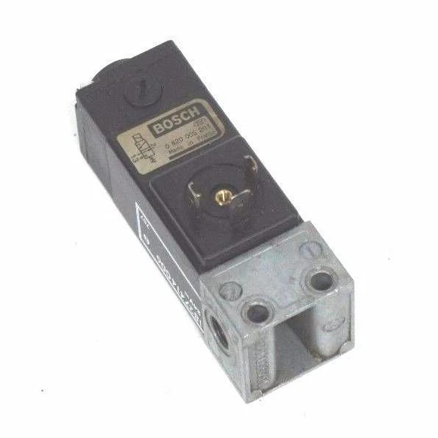 Used BOSCH 0-820-005-201 SOLENOID VALVE W/ 1827414006 PILOT VALVE 24V