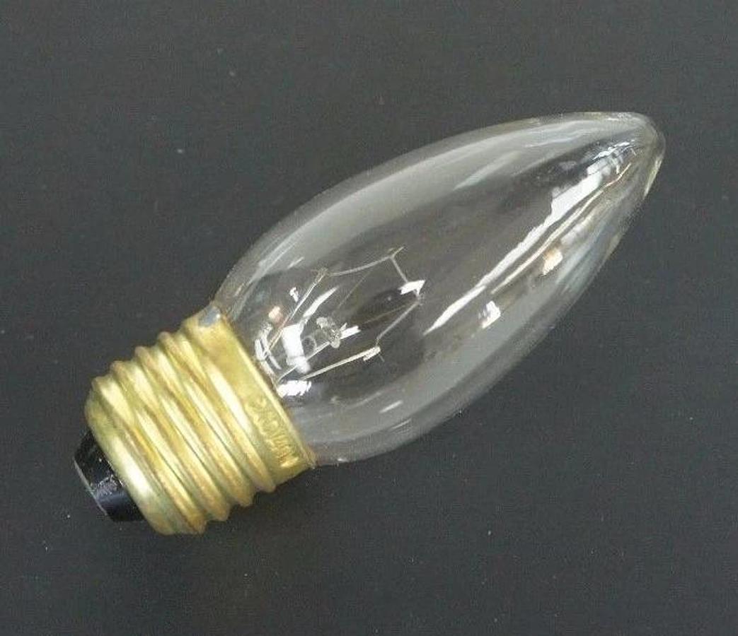Used LOT OF 3 NEW GENERIC C40E27/220/CL LAMPS C40E27220CL, 240V, 40W