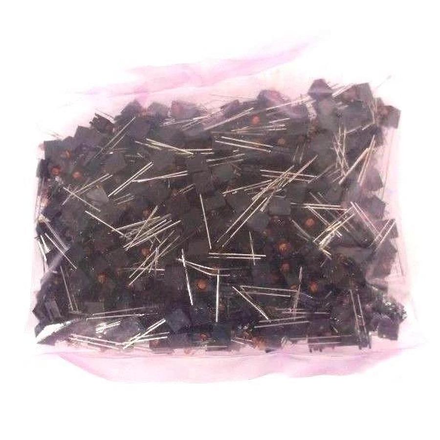 Used BAG OF 526 NEW AVAGO HLMP-1401-D00A1 LED, T-1, YELLOW, 3.6MCD, 585NM LAMPS