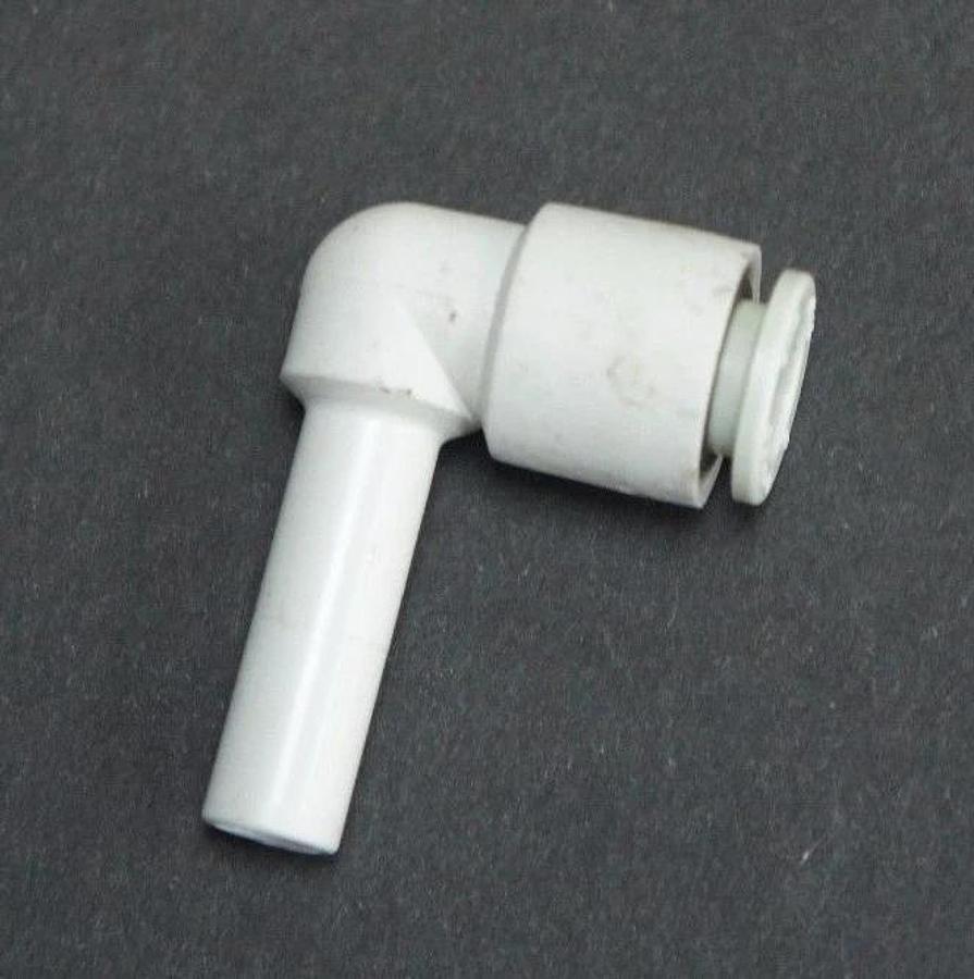 LOT OF 36 NEW SMC KQ2L07-09A REDUCING ELBOWS 5/16" X 1/4" KQ2L0709A