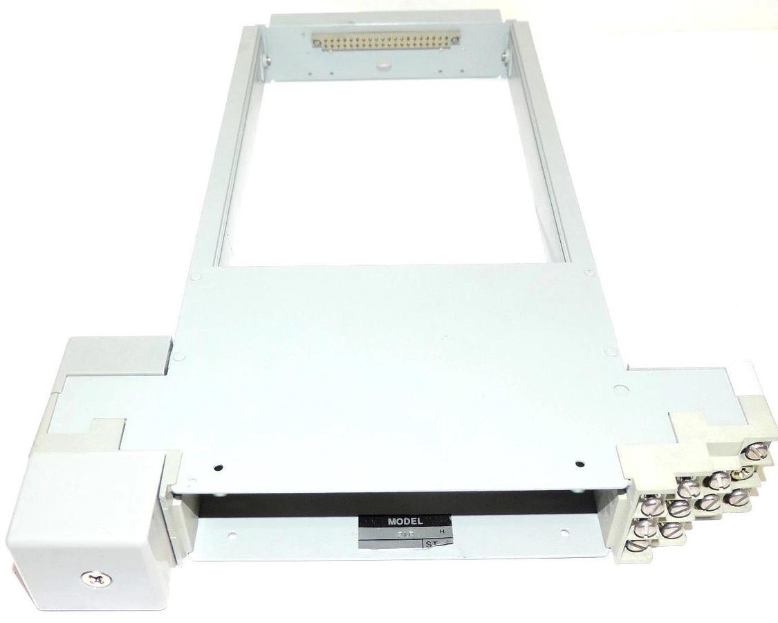 Used FOXBORO 2AP PROCESSING MODULE CARD HOLDER REV. LEVEL R ST. A 2AP