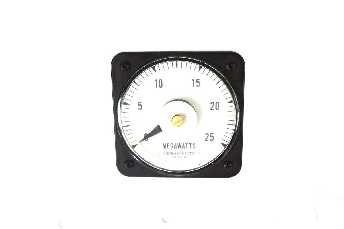 Used GENERAL ELECTRIC 6485K81184 VOLTMETER TYPE DB-40, 0-25 MEGAWATTS