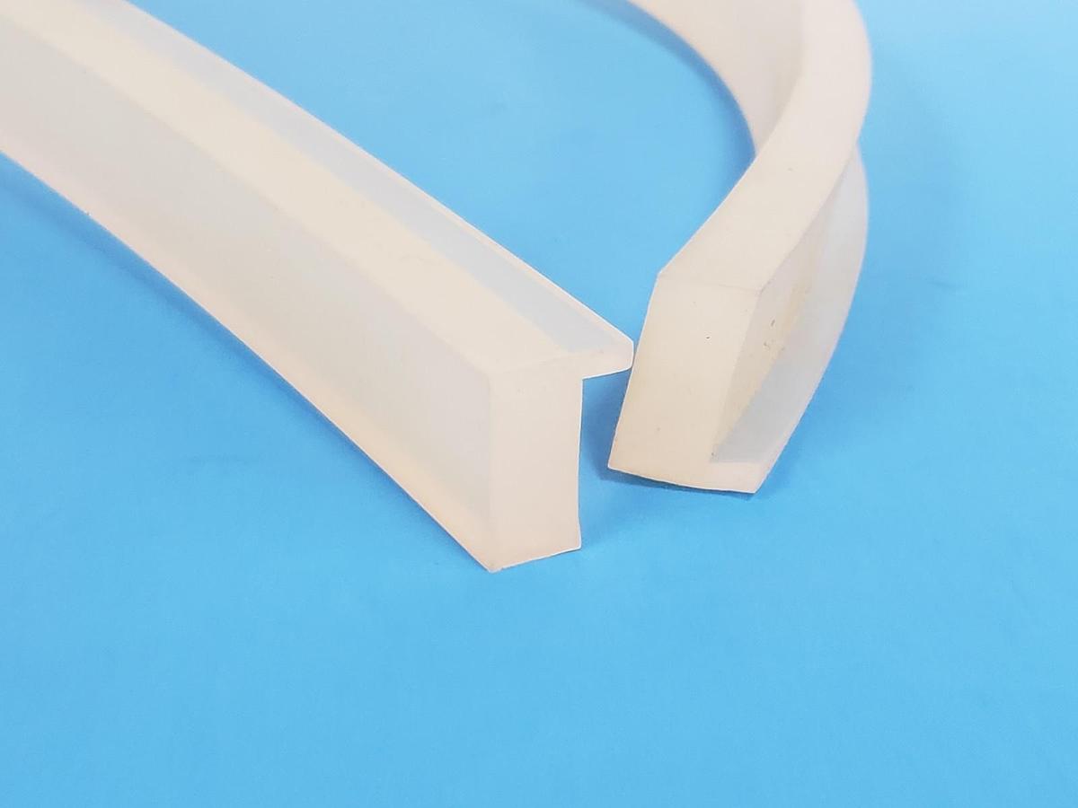 Used GENERIC 21378 RUBBER GASKET PD0902 PO0902 P00902, ~8 FEET