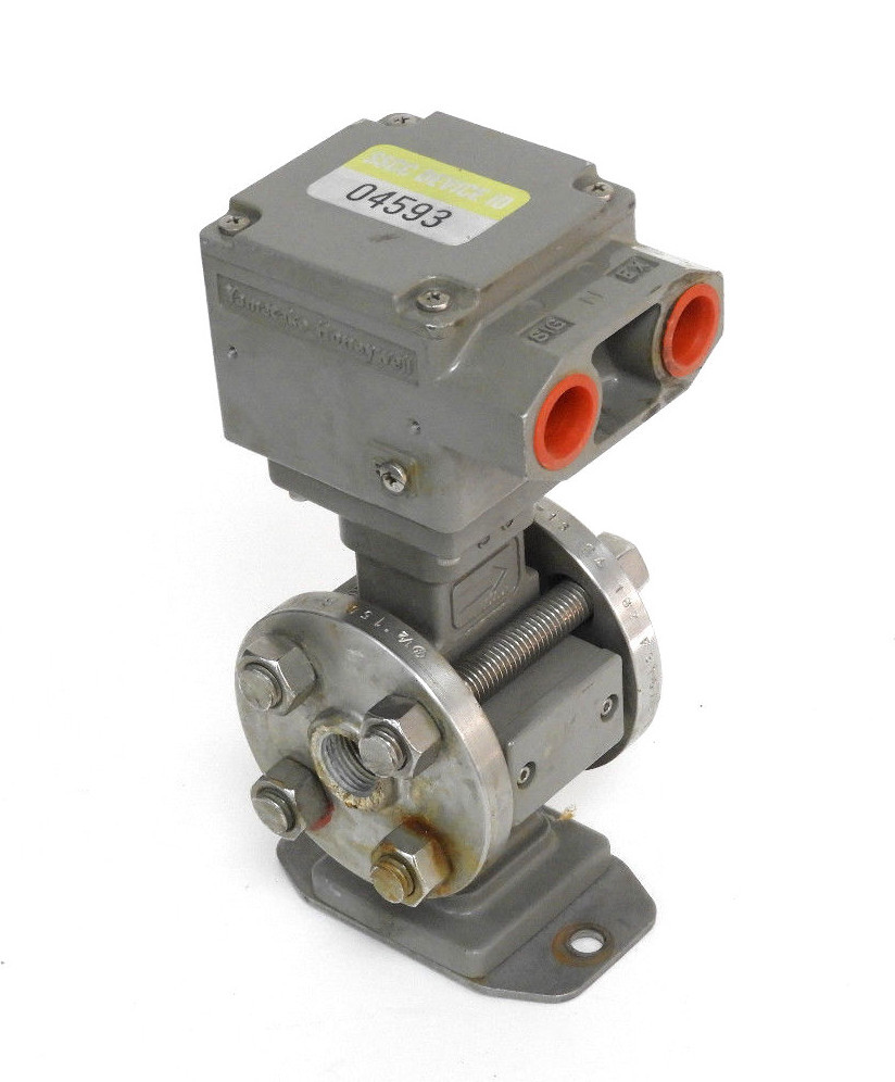 Used YAMATAKE HONEYWELL KID10B-0005PC21CY-XX FLOWMETER R-9R710-41-021