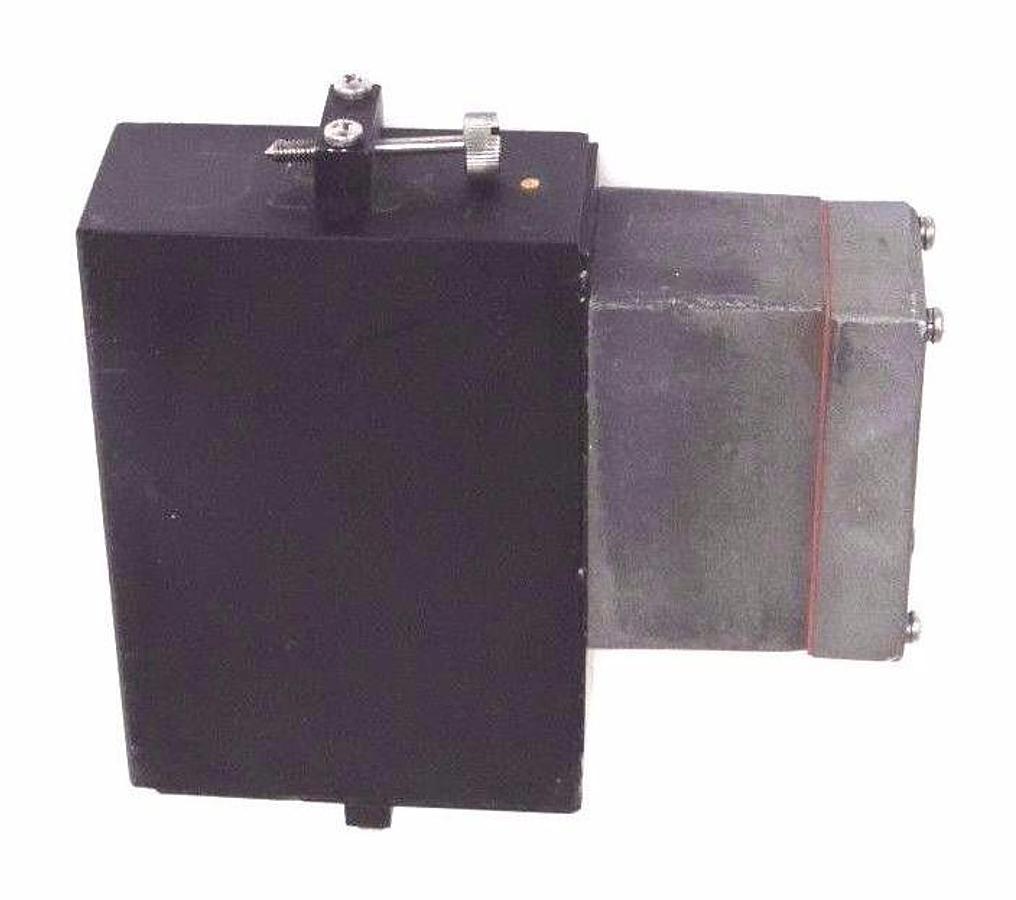 Used NEW CONTROLOTRON 481N-CS7.22-EP3B116-B-21916B CLAMP-ON TRANSDUCER .273/.304IN.