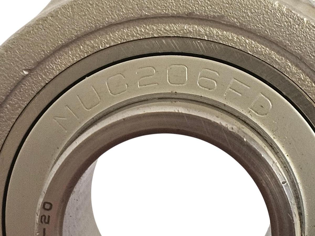 Used NEW AMI MFL206 2-BOLT FLANGE BEARING 2-1/4IN