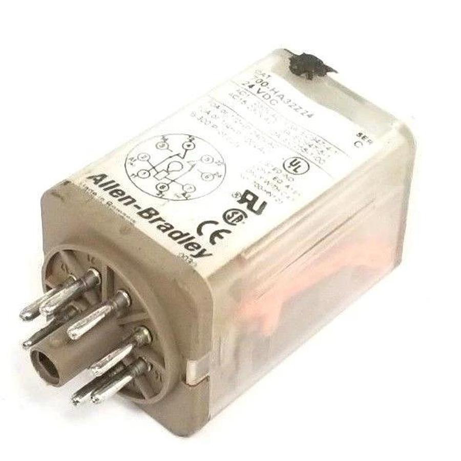 Used ALLEN BRADLEY 700-HA32Z24 RELAY 24VDC SER. C 8 PIN 700HA32Z24