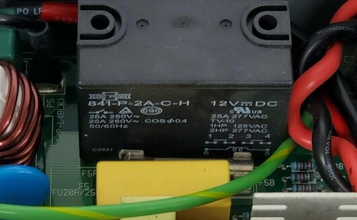 Used LIEBERT GXT2-2000RT120 UPSTATION GXT UPS BATTERY BACKUP / POWER SUPPLY 2000VA