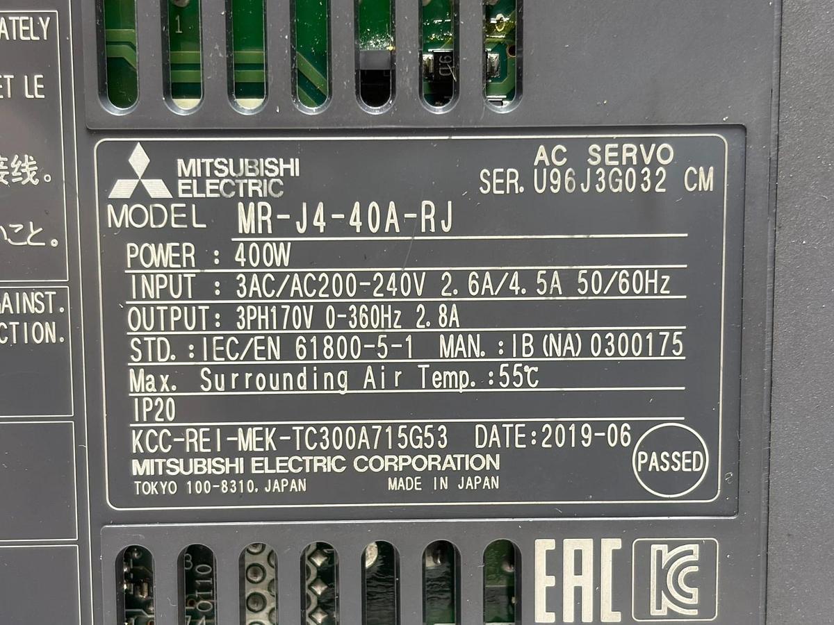 Used Mitsubishi MR-J4-40A-RJ AC Servo Drive 400W MELSERVO-J4