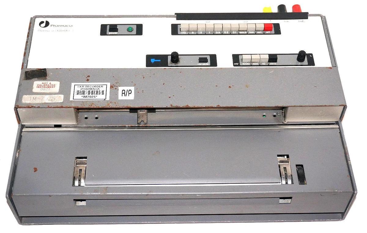 Used PHARMACIA KIPP & ZONEN 80-1300-00 CHART RECORDER LKB-REC 1 18W 50/60HZ