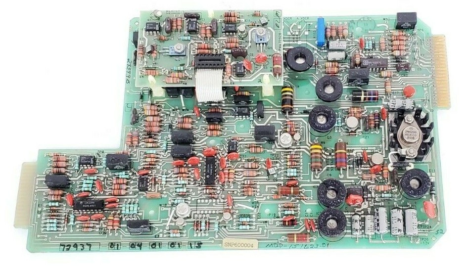 Used BENTLY NEVADA 72937-01-04-01-01-15 INDICATOR BOARD PWB 40437-01 F PWA 72928-02M